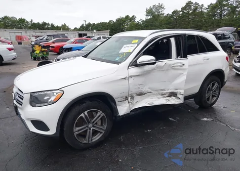 2017 Mercedes-Benz Glc 300 300 z USA, uszkodzony, nr VIN WDC0G4JB8HF126905